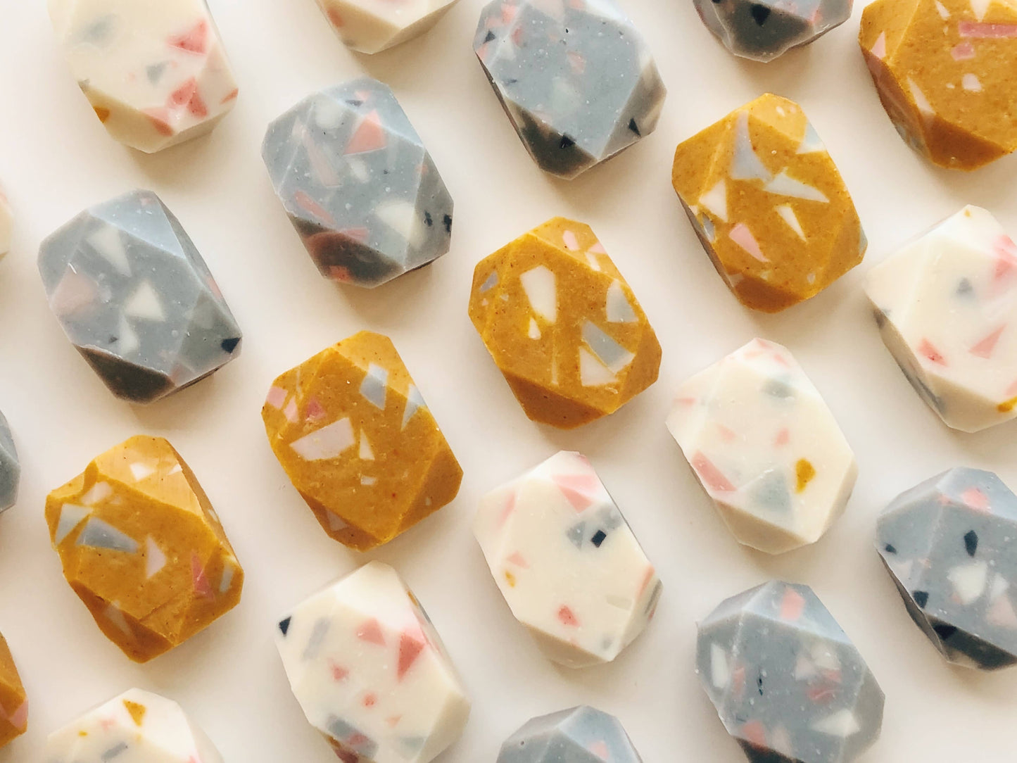 Terrazzo Mini Gem Bar Soap - White/Natural