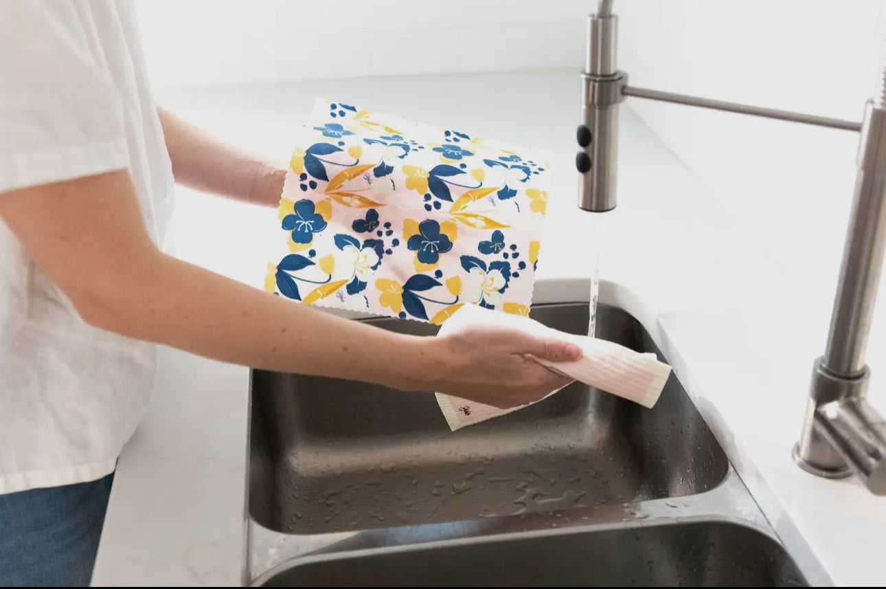Medium Beeswax Food Wrap -- Amber Blueberry