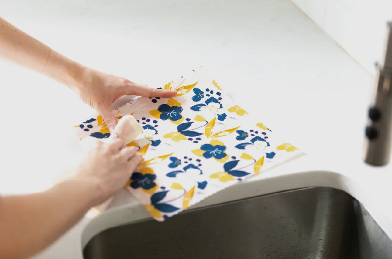 Medium Beeswax Food Wrap -- Amber Blueberry