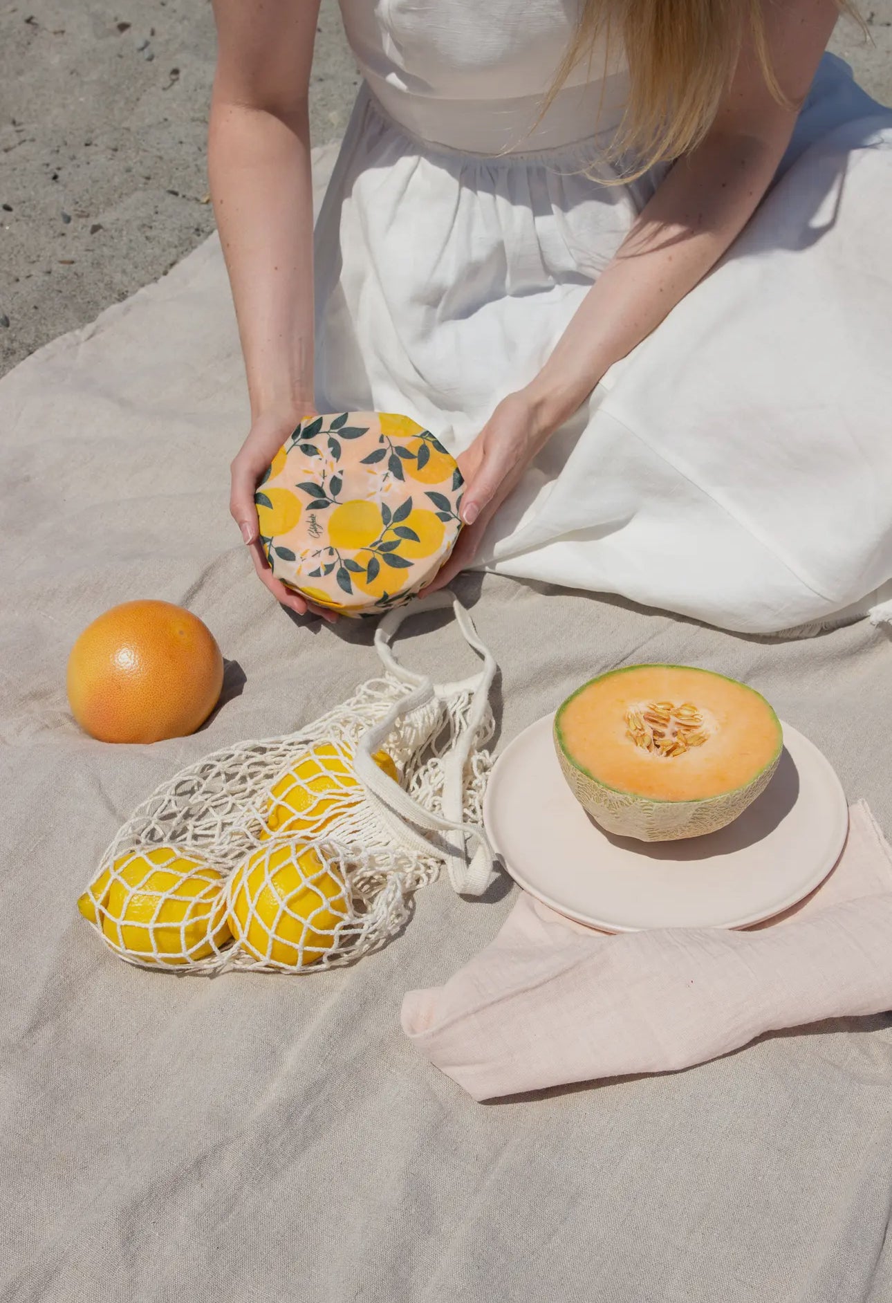 Medium Beeswax Food Wrap -- Amalfi Lemons