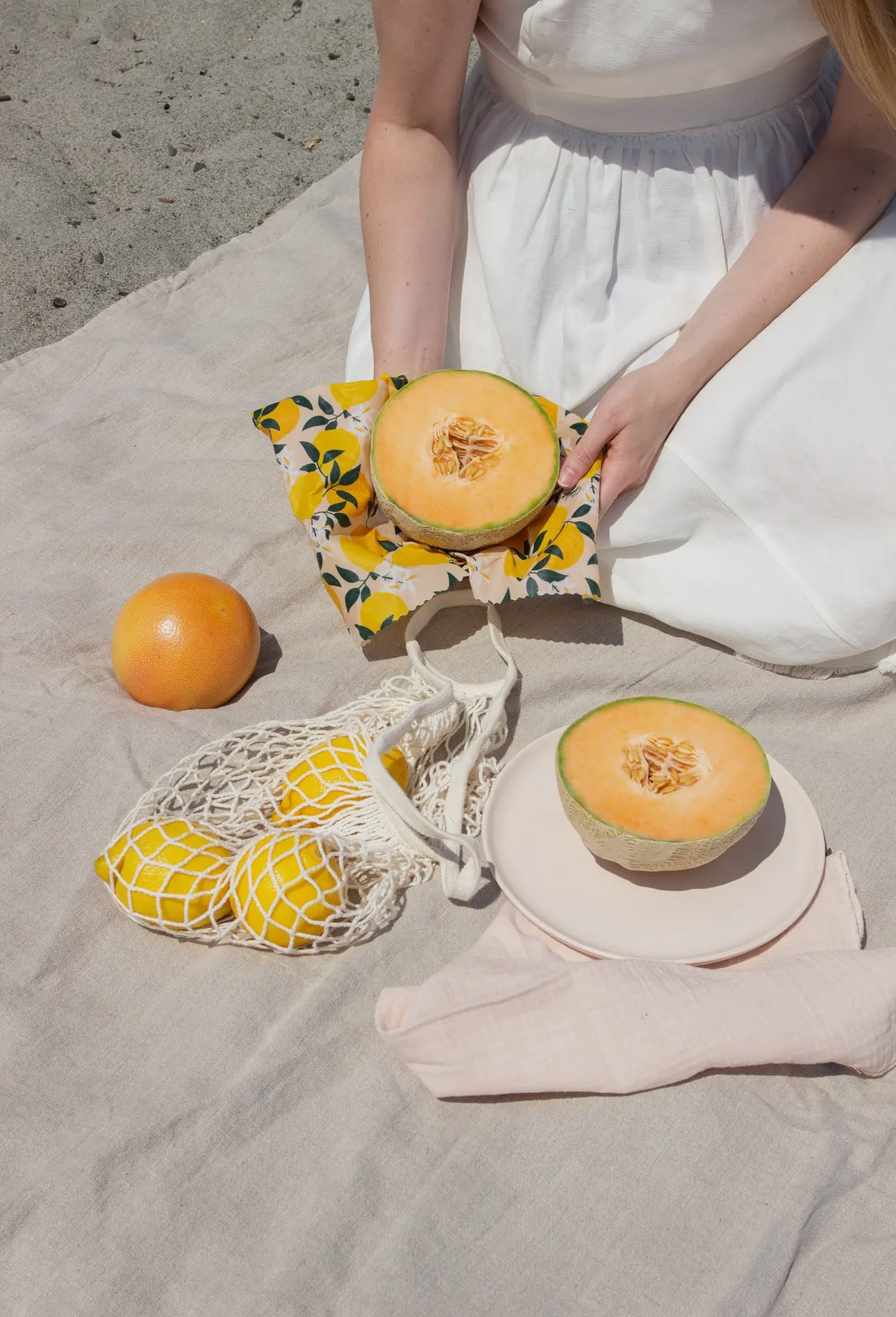 Medium Beeswax Food Wrap -- Amalfi Lemons