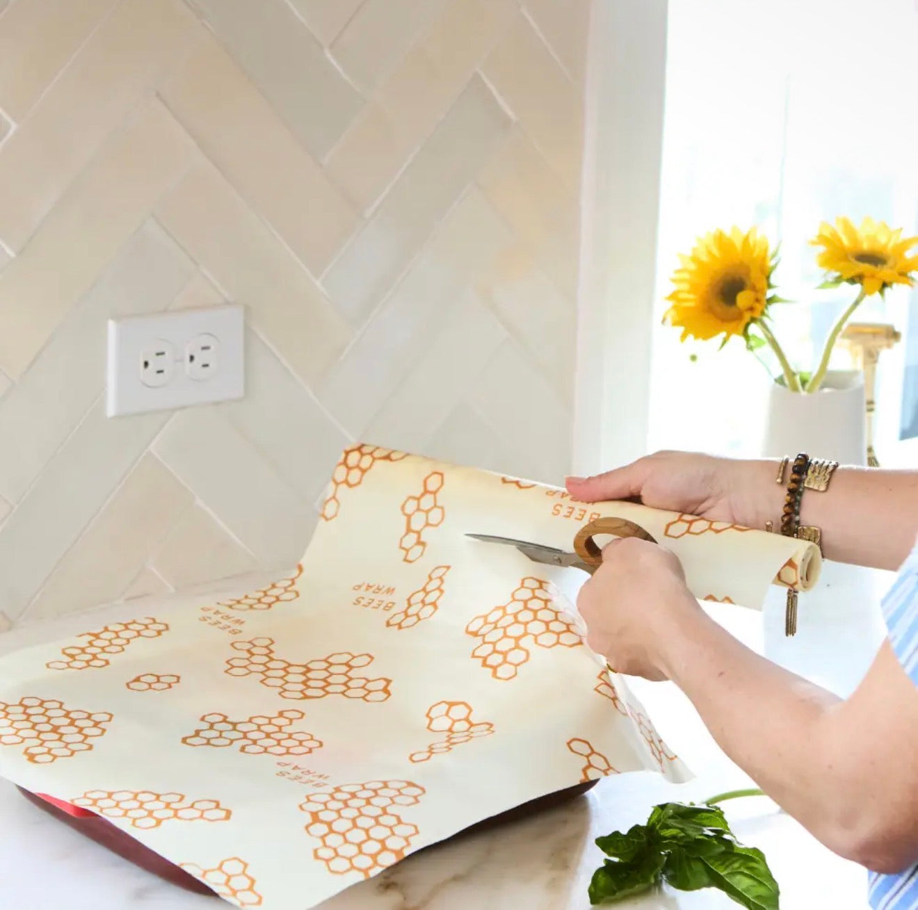 Reusable Beeswax Food Wrap Roll -- Honeycomb