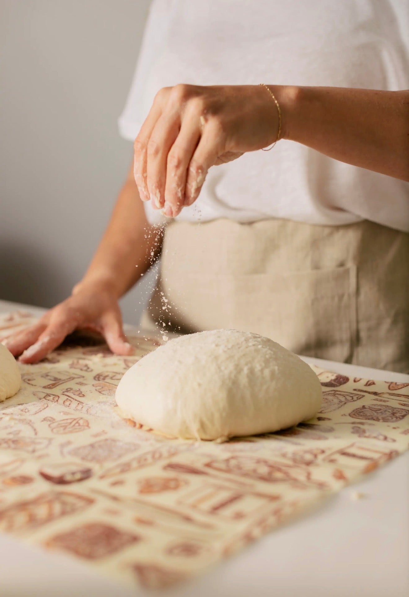 Reusable Beeswax Food Wrap Roll -- Bakery Lane
