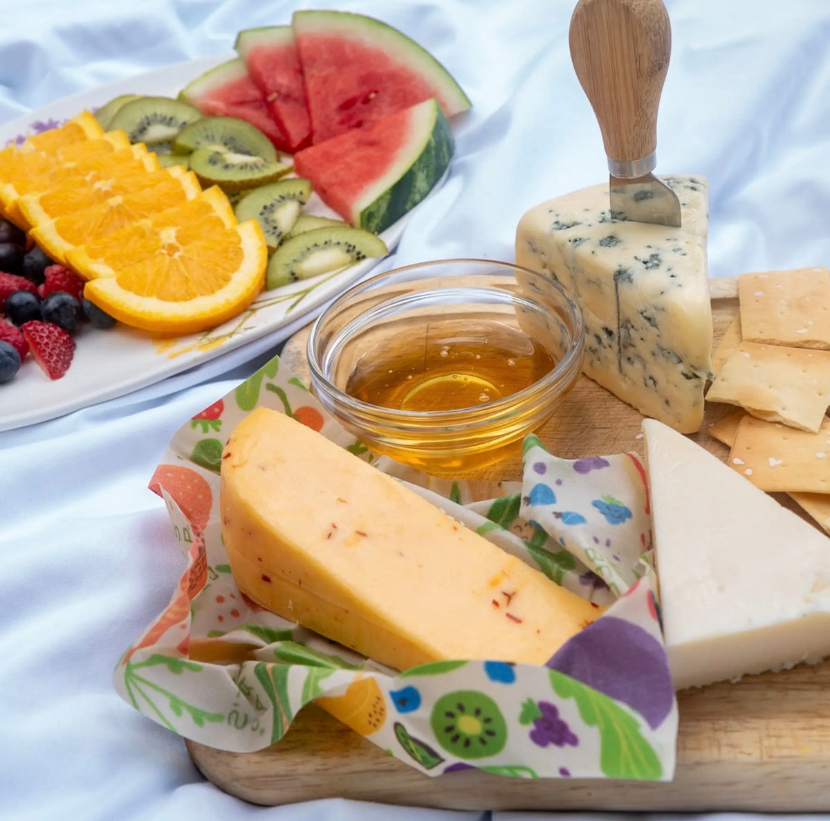 Reusable Beeswax Food Wrap Roll -- Garden Party